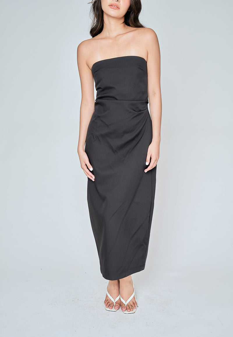 Reya Black Classic Straight Cut Tube Midi Dress