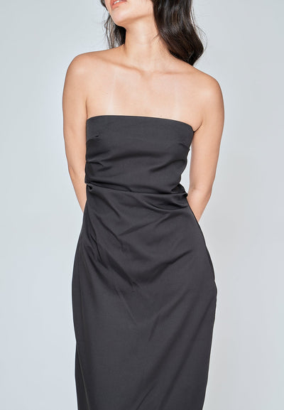 Reya Black Classic Straight Cut Tube Midi Dress