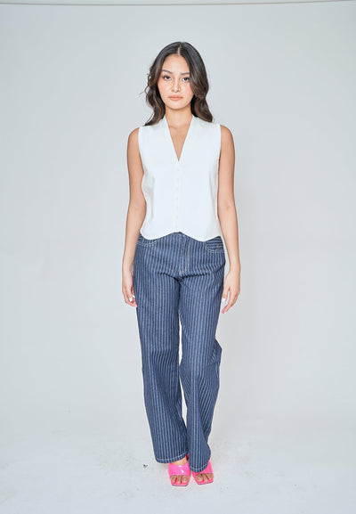 Verona White V Neck Button Down Sleeveless Top
