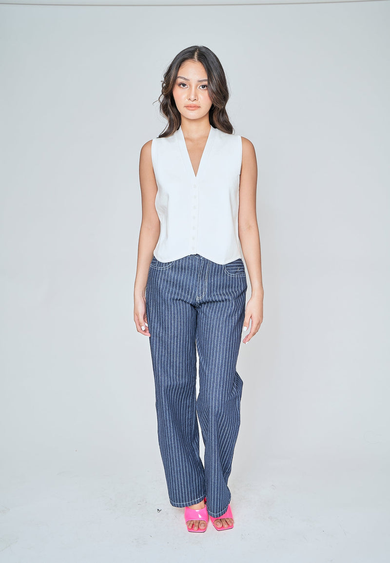 Verona White V Neck Button Down Sleeveless Top