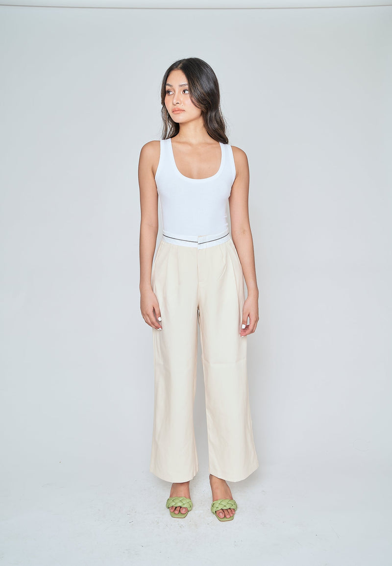 Jorren Beige Zipper Fly White Waistline Pleated Staright Cut Trouser