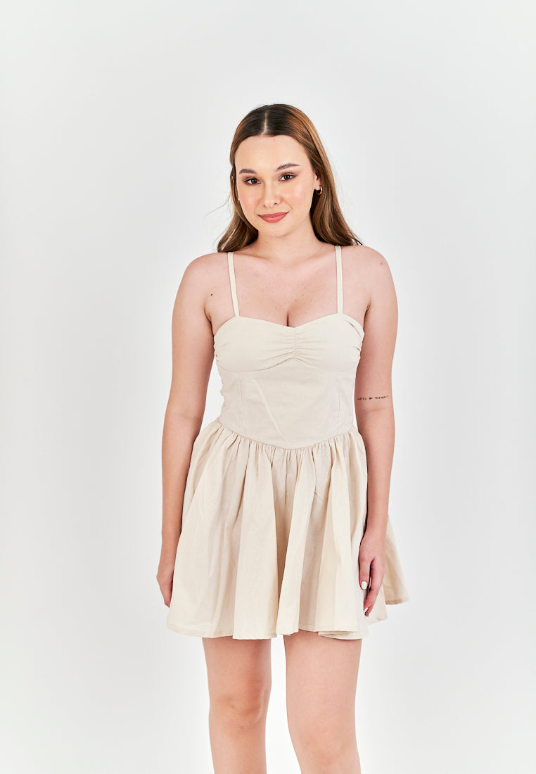 Arrietty Off White Sweetheart Neckline Sleeveless Smocked Zipper Back Mini Dress