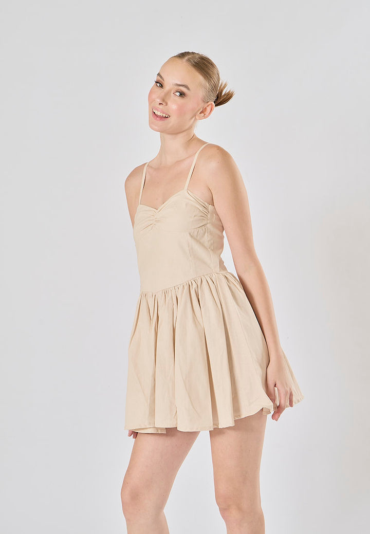 Arrietty Off White Sweetheart Neckline Sleeveless Smocked Zipper Back Mini Dress