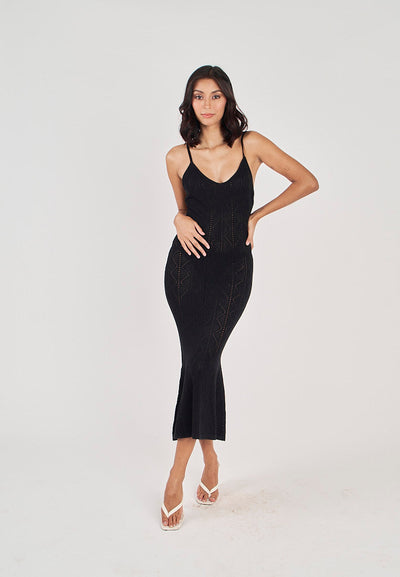 Leica Black Knitted Eyelet V Neck Sleeveless Mermaid Midi Dress