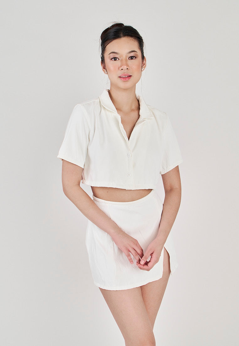 Pham White Collared Two-Button Short Sleeves Crop Top