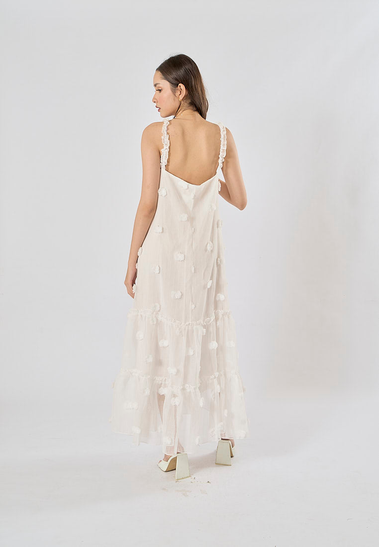Fierro White Flower Pattern Lace Maxi Dress