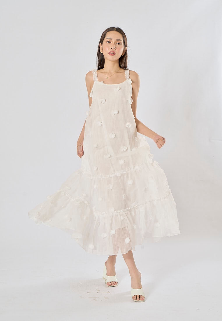Fierro White Flower Pattern Lace Maxi Dress