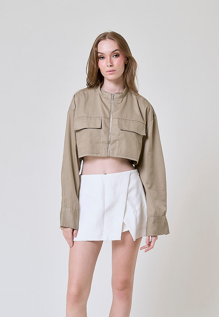 Jiovanna Moss Green Turn Down Collar Front Pockets Long Sleeves Crop Top