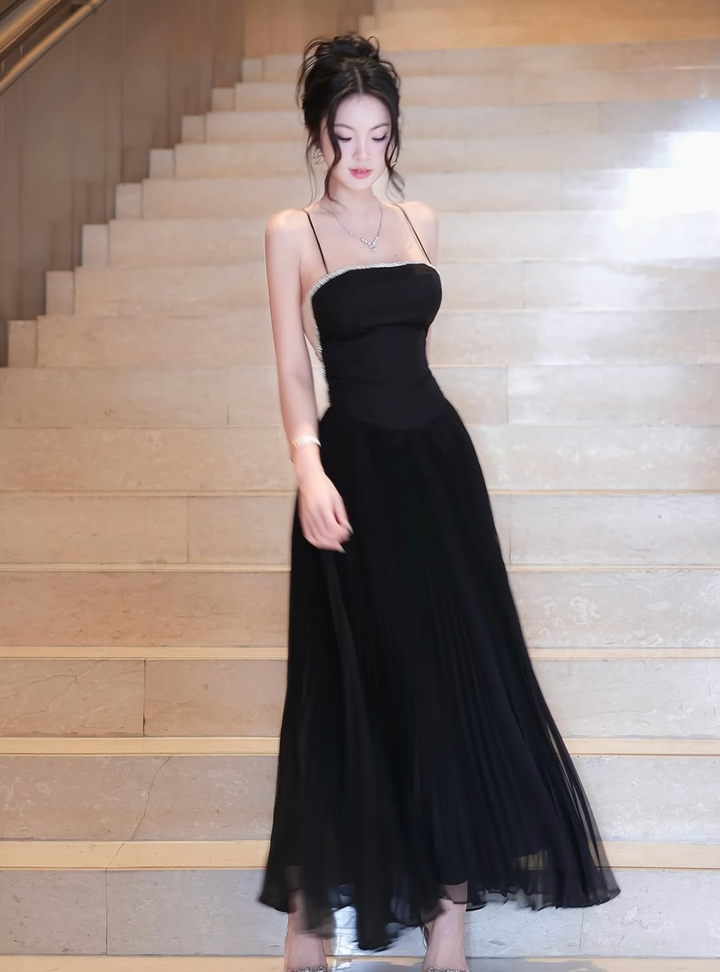 Royal Black A Line Pleated Bustier Maxi Dress