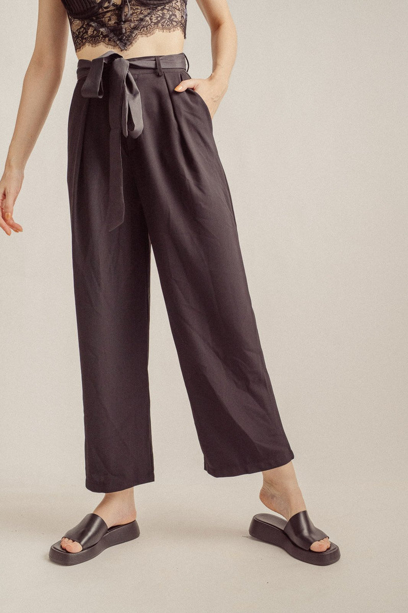 Londyn Black Pleated Zipper Fly Straight Cut Trouser with Belt Loop