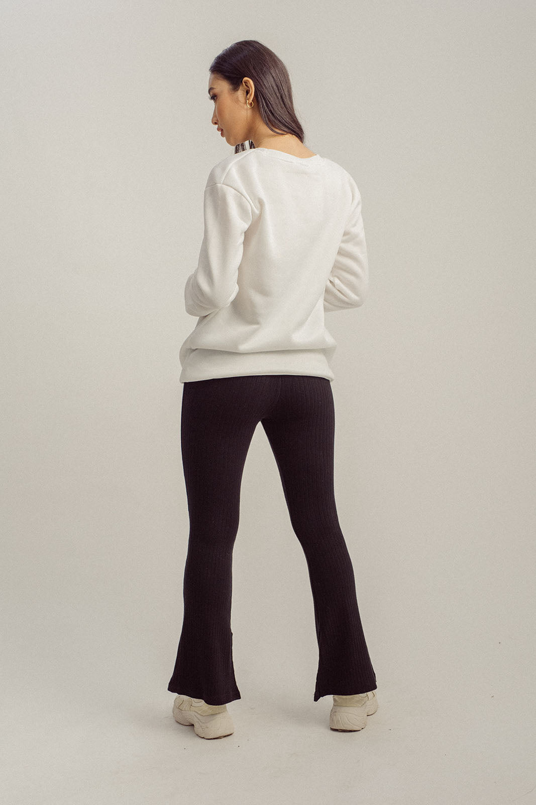 Bren White Flag Print Crew Neck Long Sleeves Sweatshirt