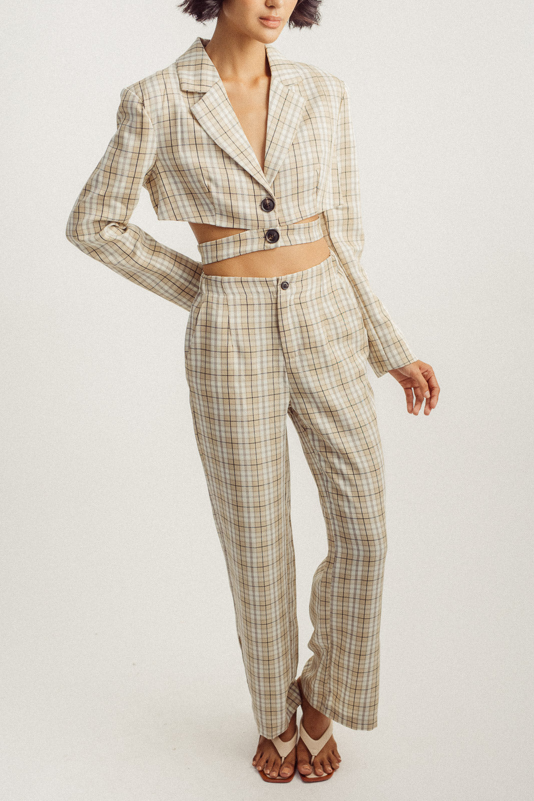 Fille Beige Plaid V Neck Notched Collar Long Sleeves Cropped Blazer with Waist Strap