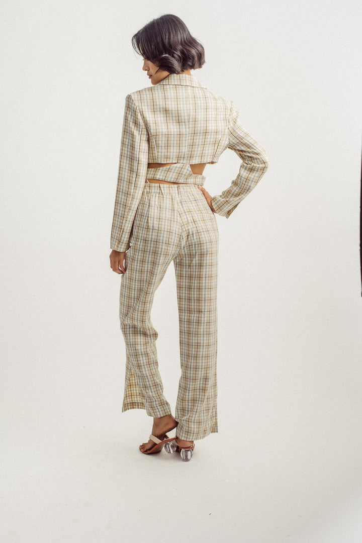 Fille Beige Plaid V Neck Notched Collar Long Sleeves Cropped Blazer with Waist Strap
