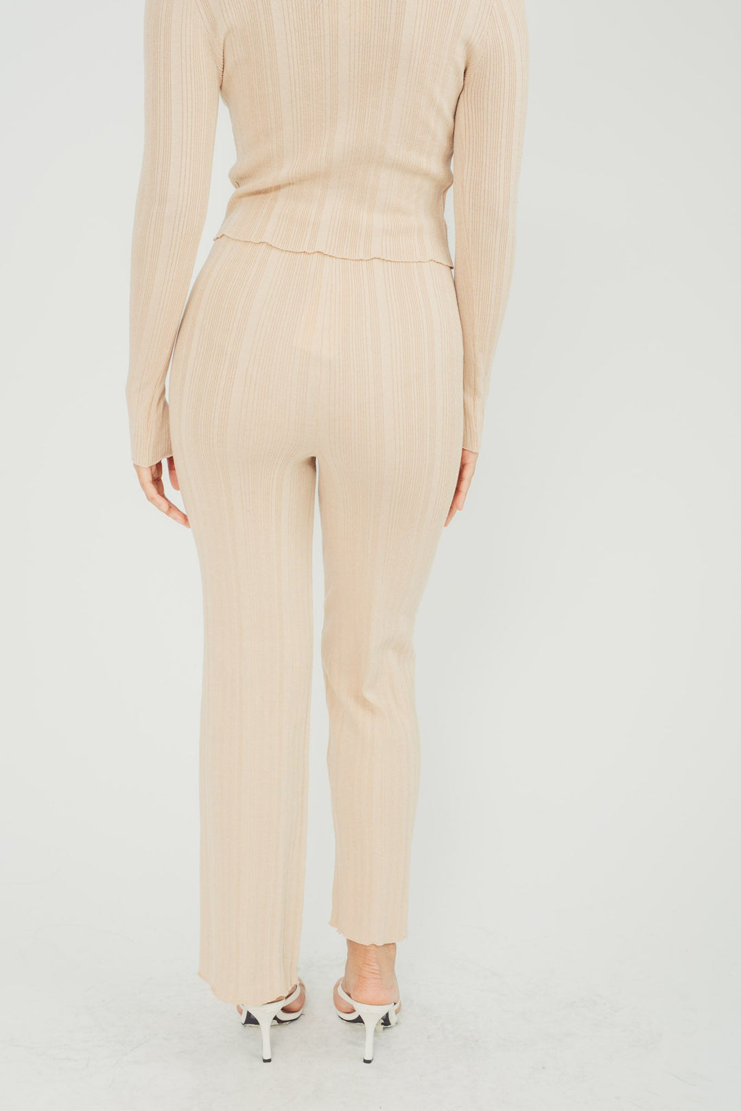 Neeca Khaki Knitted Elastic Waist Straight Cut Culottes