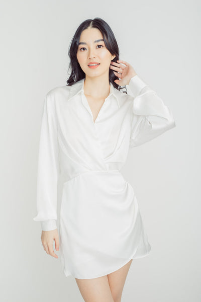 (PRE-ORDER: ETA February 25) Aylin White Turn Down Collar V Neck Overlap Long Sleeves Ruched Side Mini Dress