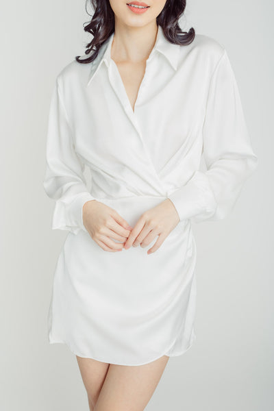 (PRE-ORDER: ETA February 25) Aylin White Turn Down Collar V Neck Overlap Long Sleeves Ruched Side Mini Dress