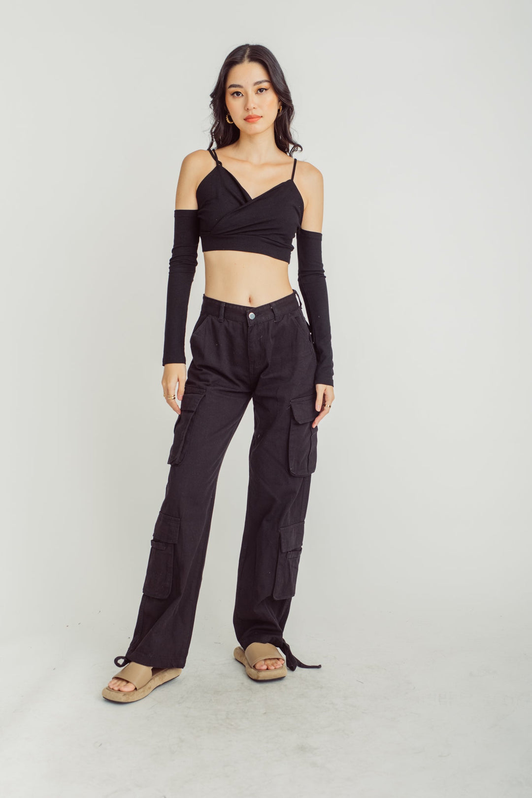 Zeno Black Zipper Fly Multi-Pockets Cargo Pants with Hem Straps