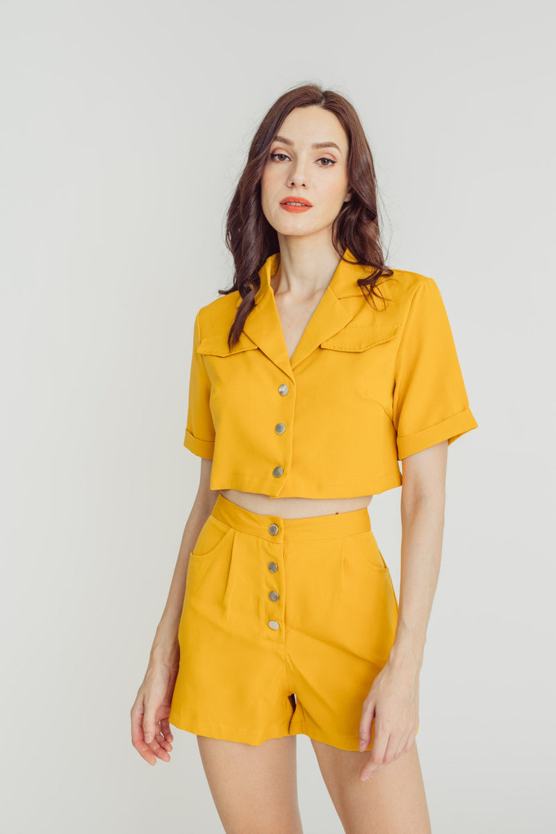 Everill Yellow Short Sleeves Crop Top and Casual Shorts Set