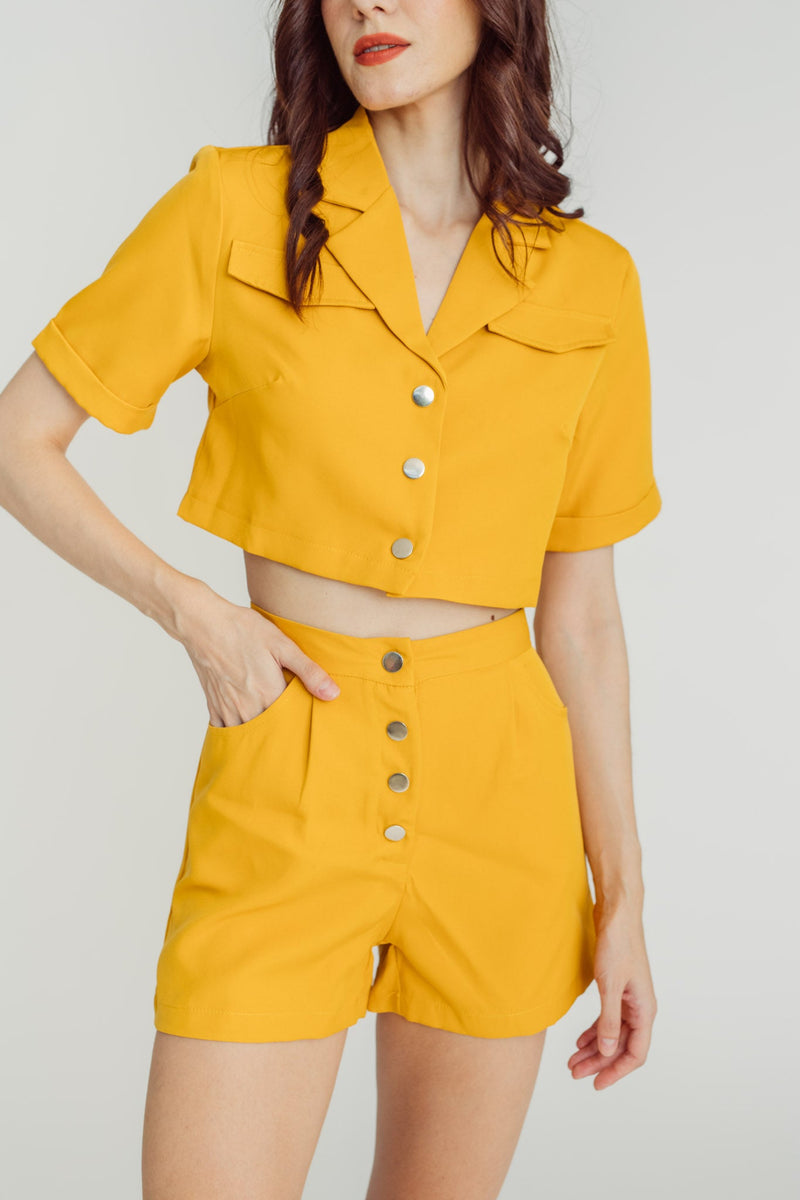 Everill Yellow Short Sleeves Crop Top and Casual Shorts Set