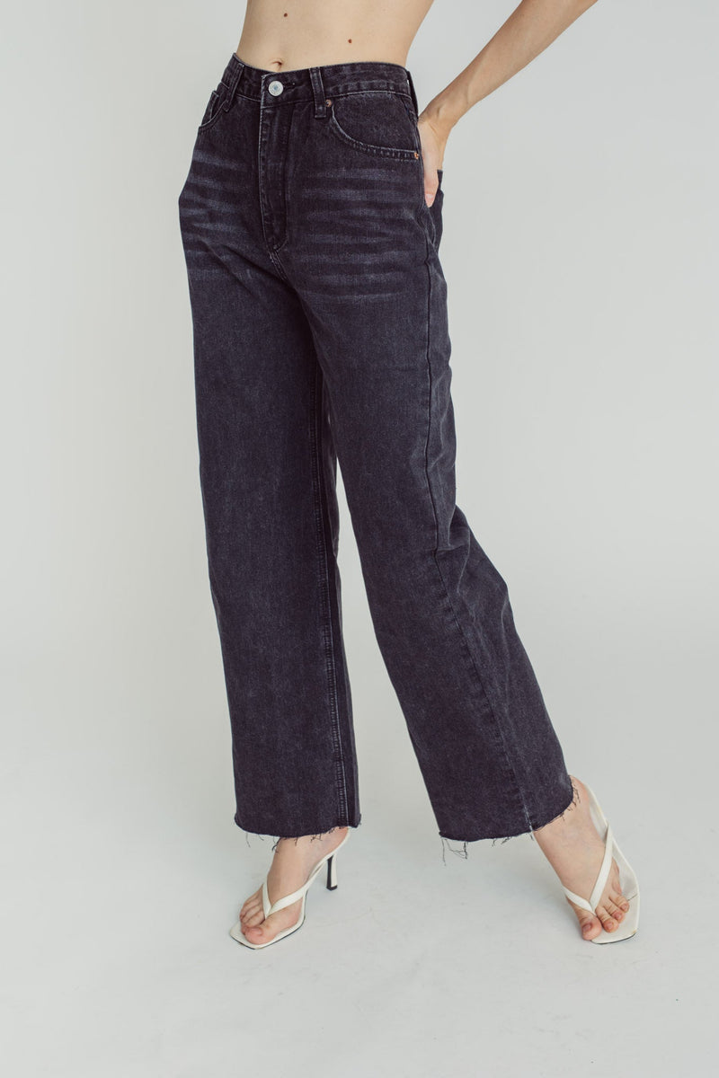 Perseus Black Zipper Fly Straight Cut Denim Jeans
