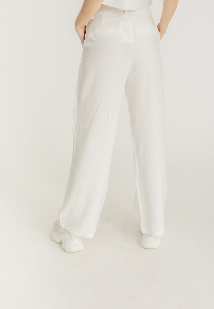 Louie White Straight Cut Trousers with Pocket
