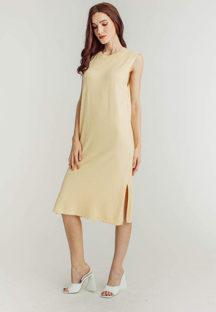 Stela Beige Round Neckline Sleeveless Kntted Midi Dress
