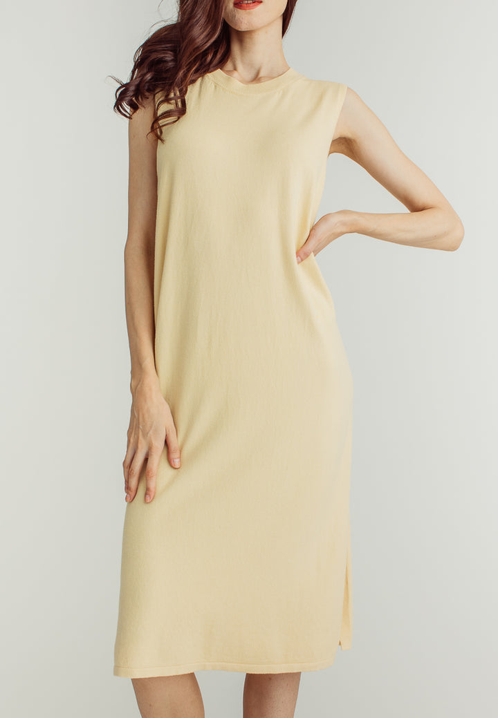 Stela Beige Round Neckline Sleeveless Kntted Midi Dress