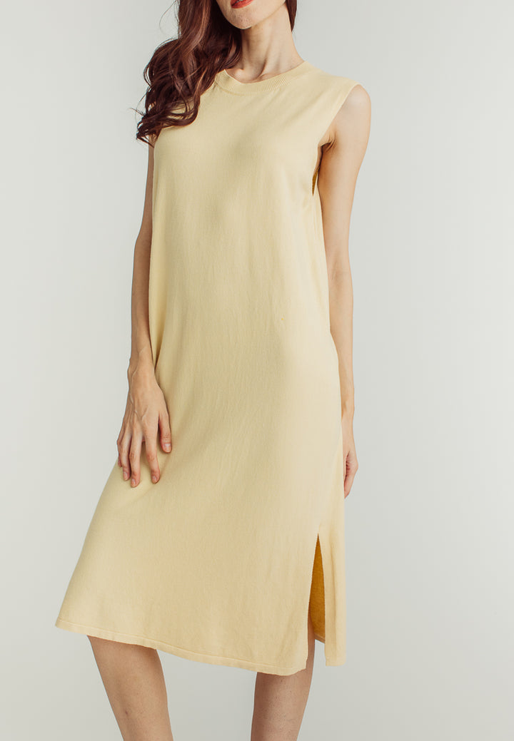 Stela Beige Round Neckline Sleeveless Kntted Midi Dress