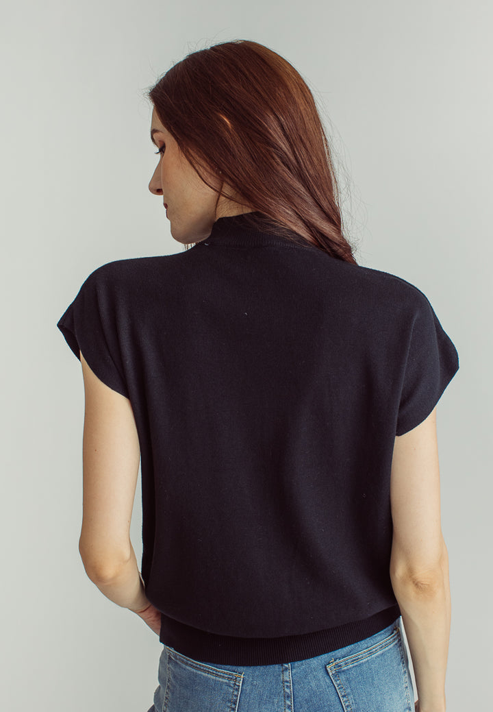 Jarvis Black Sleeveless Round Neckline Knitted Top