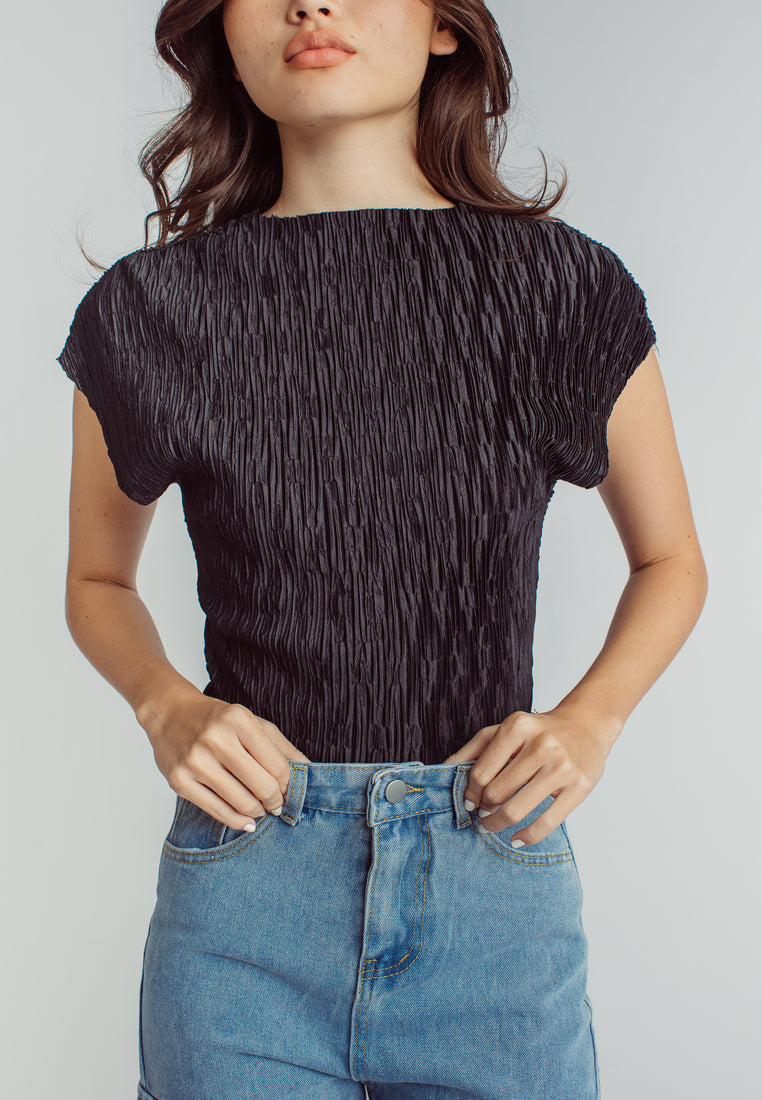 Cocona Black Seamless Pleated Crew Neck Short Sleeves Top