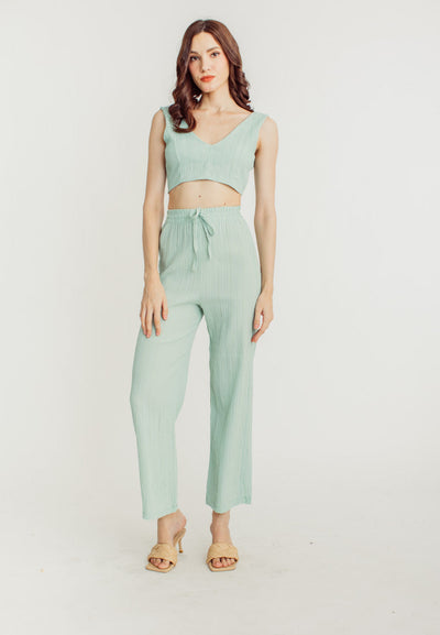 Misty Green V Neck Sleeveless Crop Top Elastic Waist Straight Cut Culottes Set