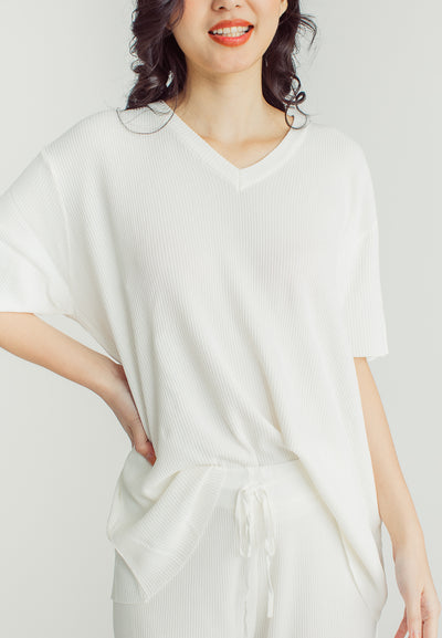 Maira White V Neckline Knitted Short Sleeve Top and Straight Cut Culottes Set